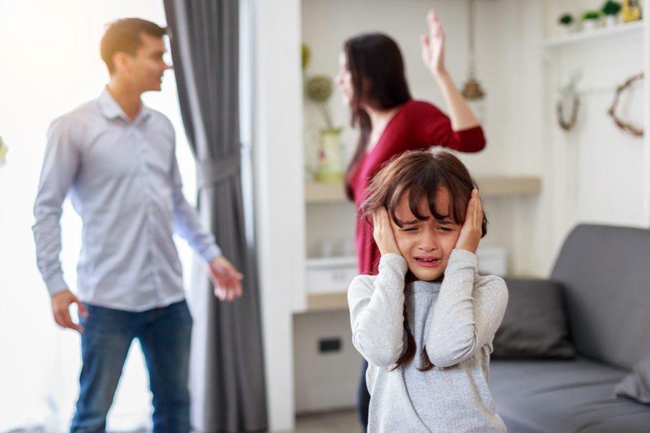 A separação não deve interferir na vida do filho: entenda a alienação parental 