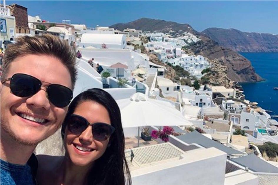 Thais Fersoza e Michel Teló curtem férias na Grécia e mostram tudo através das redes sociais! Veja as fotos do casal durante a viagem.
