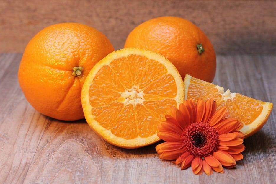 O poder imprescindível da fruta cítrica: simpatias com laranja 