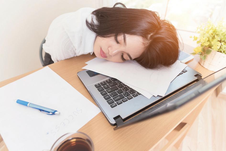 O esgotamento mental é algo cada vez mais comum no ambiente de trabalho e, infelizmente, influencia diretamente na saúde emocional e física dos funcionários.