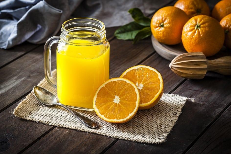 Suco de laranja na dieta: consuma a bebida e elimine até 8kg em 1 mês 