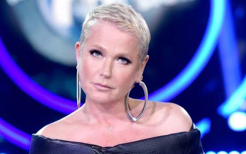 Xuxa vai para Globo ou não? A apresentadora segue firme com seu contrato com a Record e empresária desmente rumores da volta à emissora.
