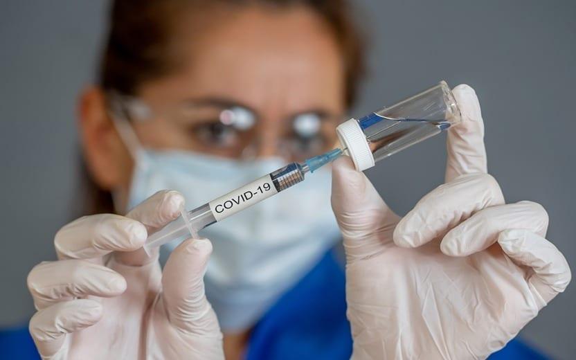 Vacina chinesa contra coronavírus chega ao Brasil e começará a ser testada essa semana 
