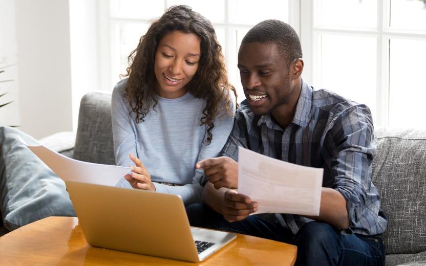Veja dicas de especialistas para organizar as finanças do casal, com responsabilidade e dedicação para evitar problemas financeiros!