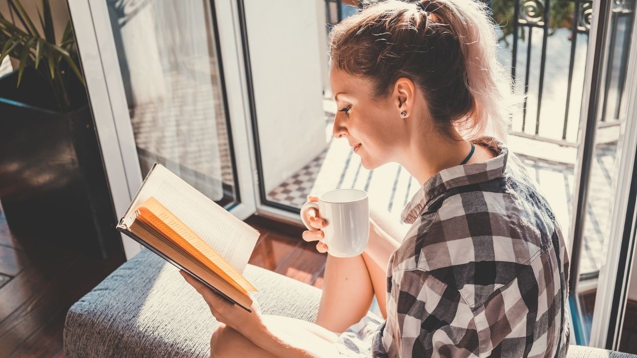 Autoajuda: 5 livros sobre felicidade que podem mudar a sua vida