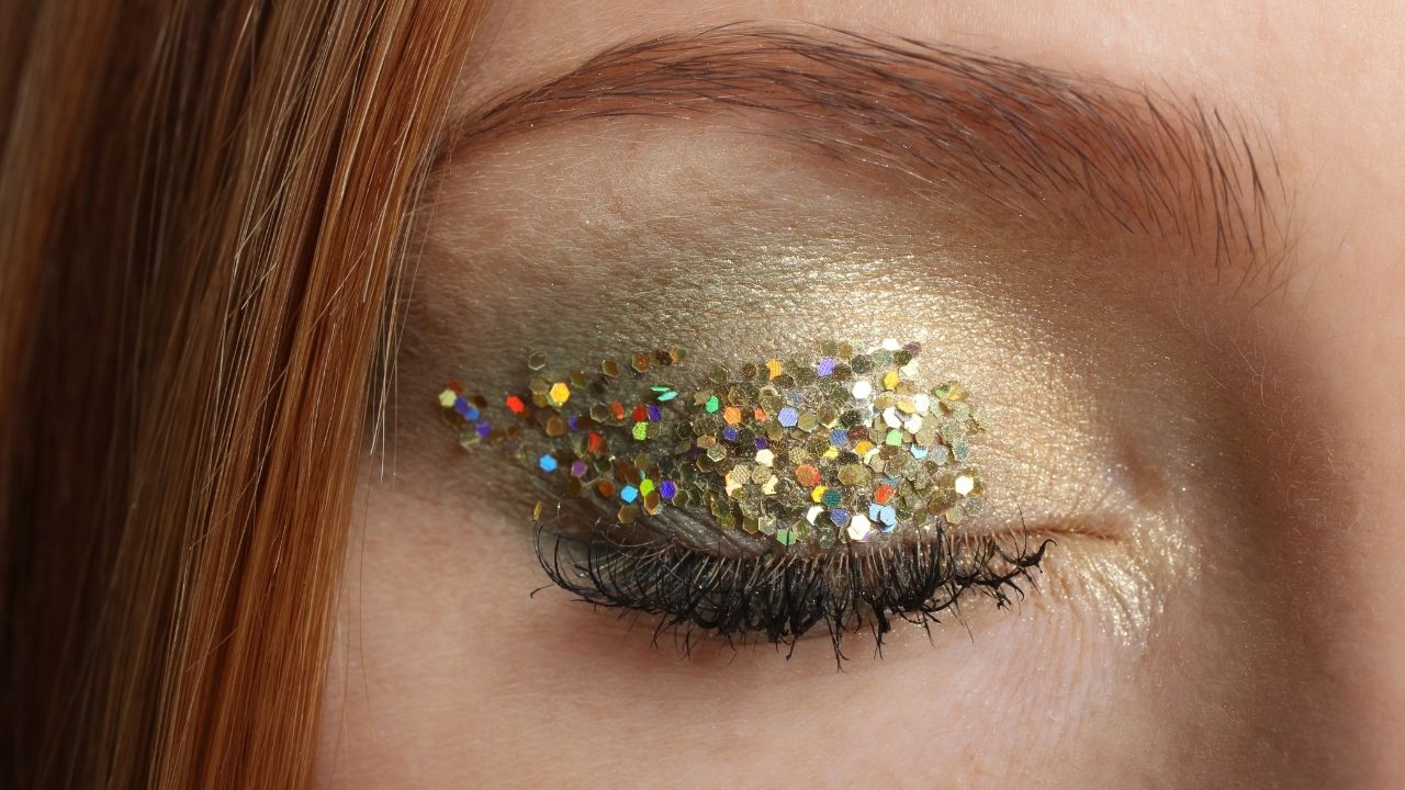 Maquiagem com glitter nos olhos é aposta para o Lollapalooza