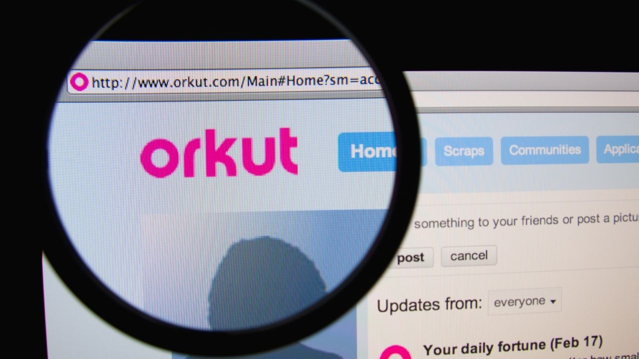 “Estou construindo algo novo”, relatou o criador Orkut Büyükkökten em comunicado no site