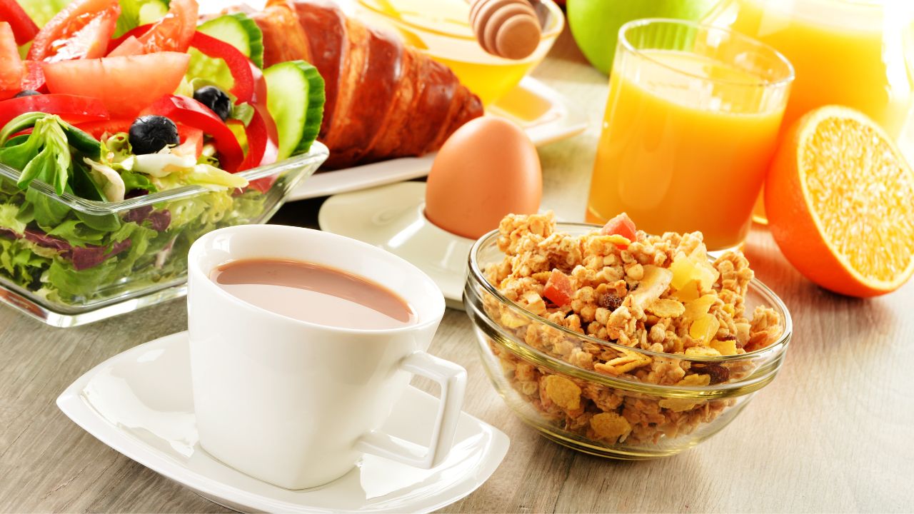 Que tal começar o seu dia de um jeito diferente? Confira receitas de café da manhã perfeitas para começar o dia com o pé direito