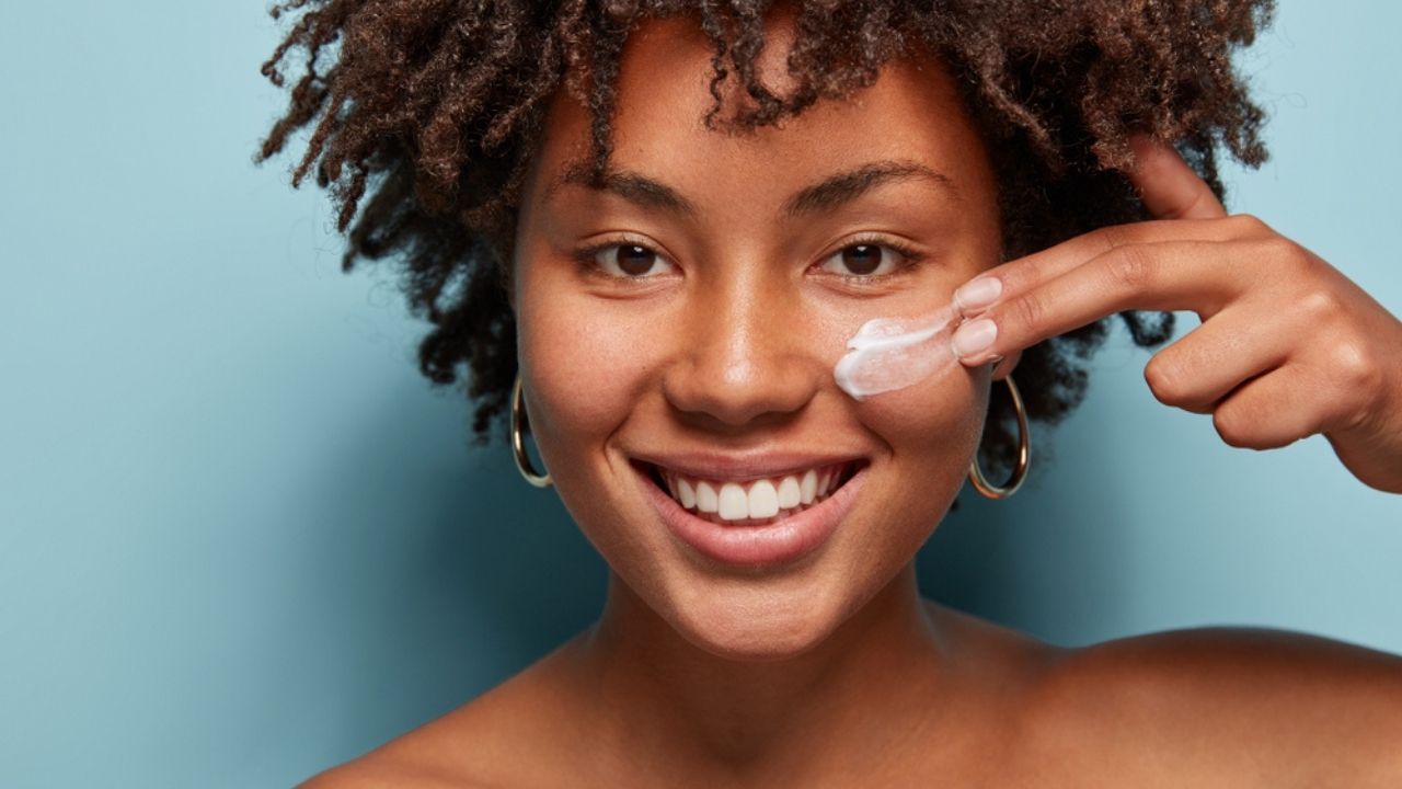 Skincare: quanto usar de cada produto? Veja a quantidade ideal