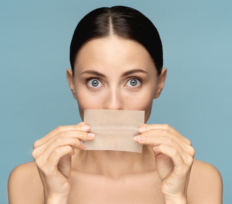 Manual da pele oleosa: aprenda a fazer o skincare corretamente