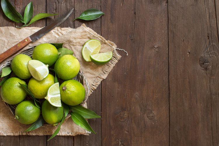 Limão ou vinagre? Conheça as qualidade dessa fruta e decida-se.