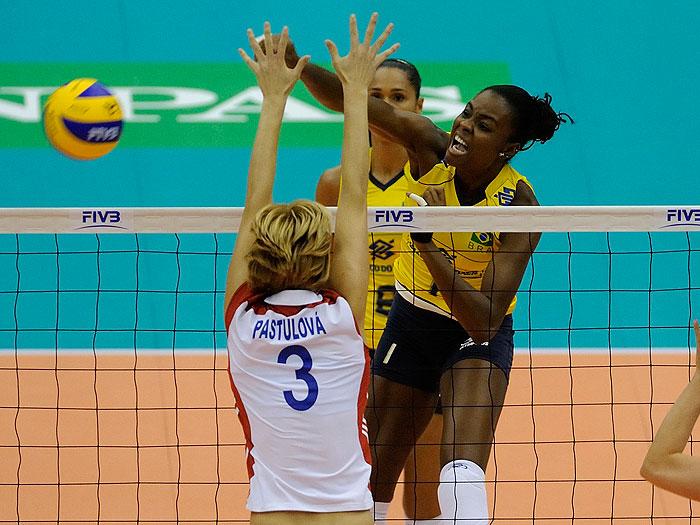 8 mulheres esportistas que enchem qualquer brasileiro de orgulho