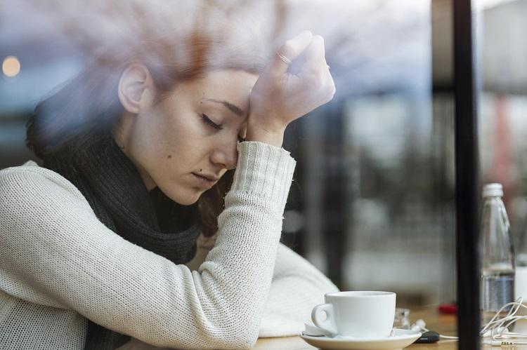 Mulheres abaixo de 35 anos são mais propensas a transtornos de ansiedade, diz estudo