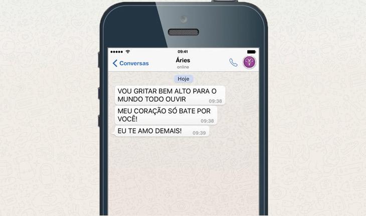 celular com a declaração de amor do signo de Áries no WhatsApp