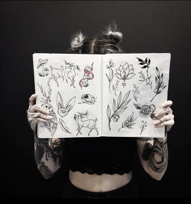 Esse estúdio criou uma equipe só com tatuadoras mulheres