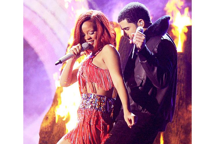 Drake e Rihanna performance de Work