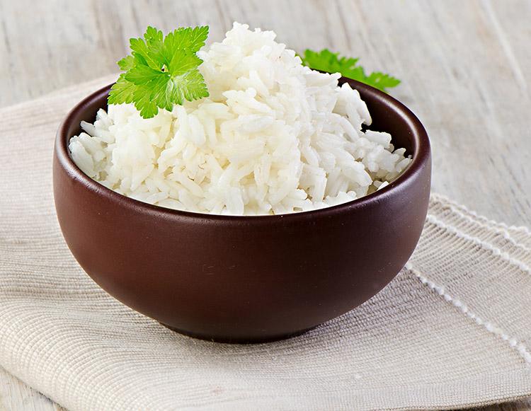 Tigela de arroz, verdura, fundo, branco