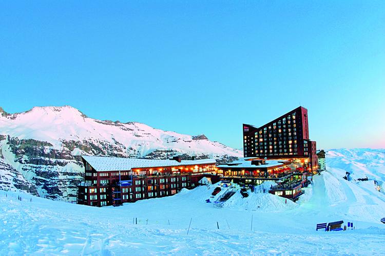 Vista do Resort Hotel Valle Nevado