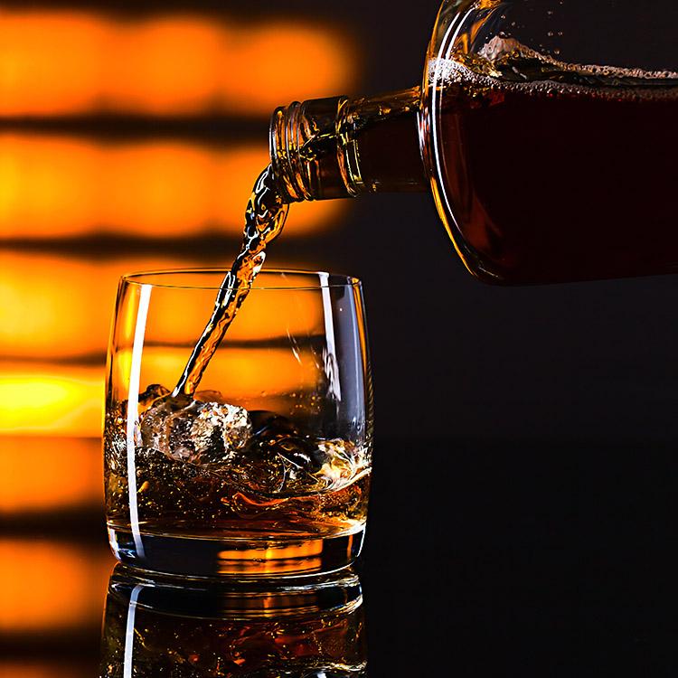 Bebidas alcoólicas e enérgicos, quando misturados, fazem mal à saúde