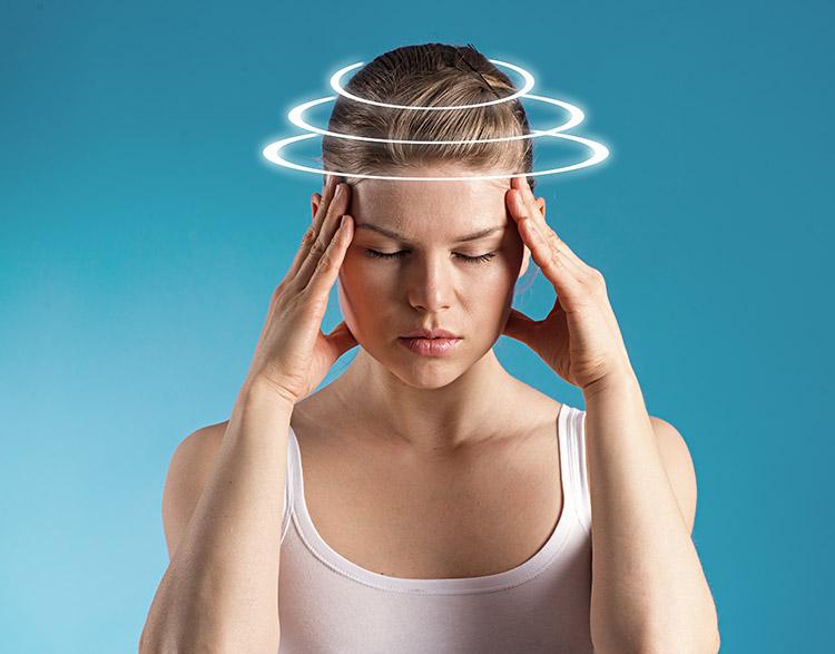 A dor de cabeça é um dos sintomas mais marcantes do rompimento de um aneurisma