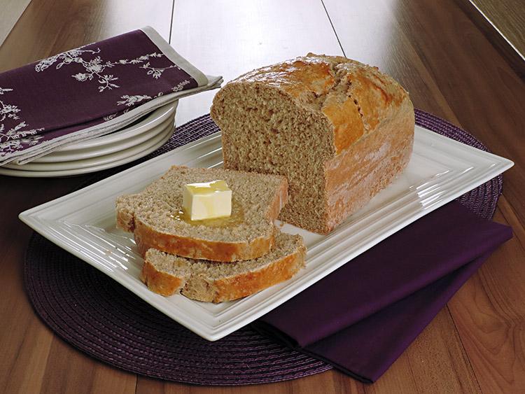 A margarina é muito usada para enriquecer o sabor dos pães