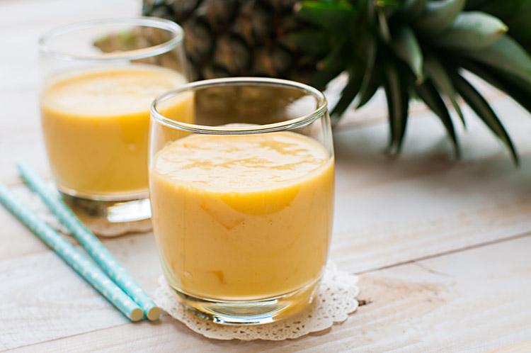 Suco de abacaxi com gengibre é uma ótima aposta para proteger a saúde