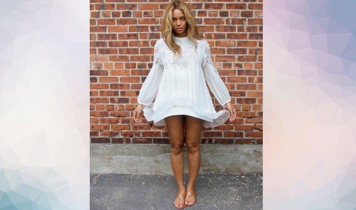 Beyoncé com roupa branca