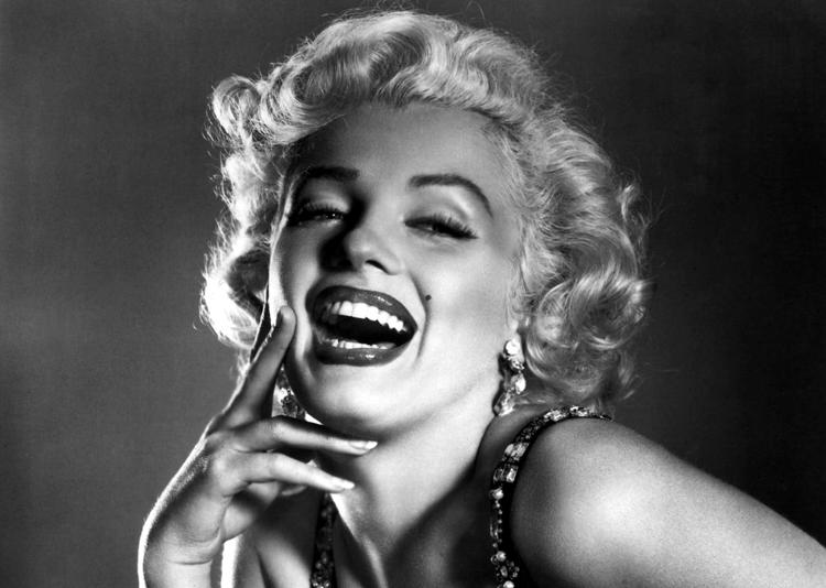Foto clássica de Marilyn Monroe, em preto e branco