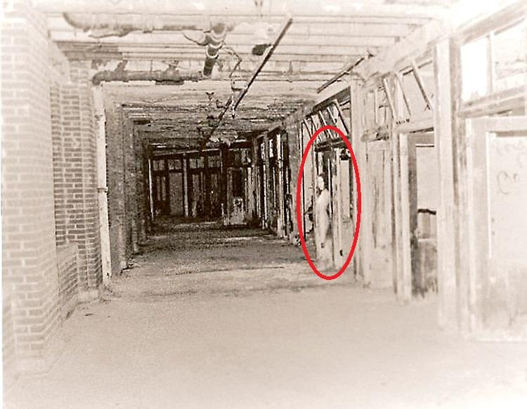 foto do fantasma fantasma foto  sanatório Waverly Hills