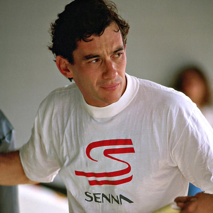 Ayrton Senna, piloto, foto, camiseta branca