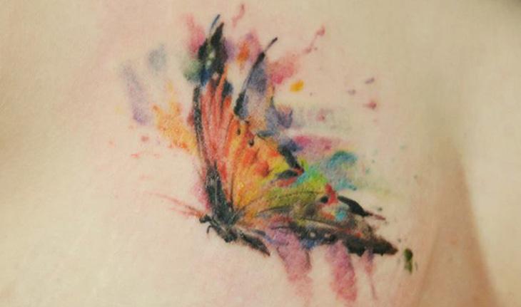 tatuagem aquarela de borboleta