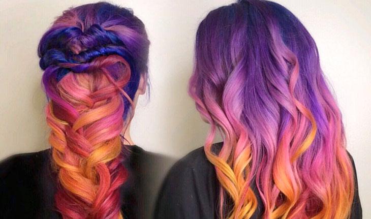 cabelo sunset nas cores roxo, azul, rosa e amarelo