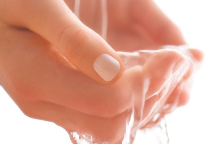 lavar as mãos evitar disseminação bactérias