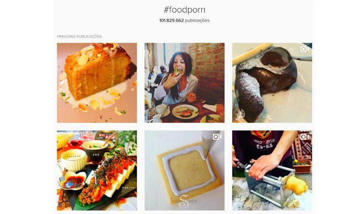 Na foto há o print da tela de um computador quando é pesquisada a hashtag foodporn na pesquisa. Há várias fotos de comida e pessoas comendo.