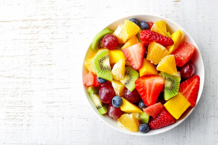 Tigela de salada de frutas