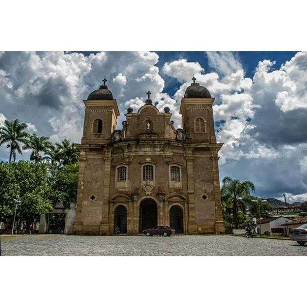fachada da Basílica de São Pedro dos Clérigos, em Mariana, Minas Gerais