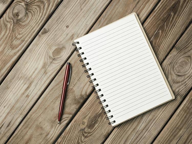 caderno, caneta, escrever pronome pessoal