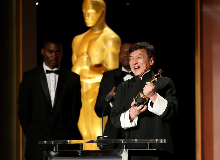 Jackie Chan recebe Oscar