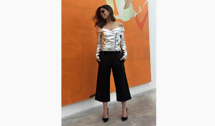looks blogueira Camila Coutinho calça pantalona instagram
