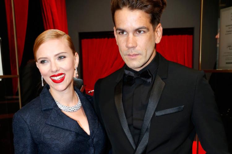Scarlett Johansson deixa rumores de separação
