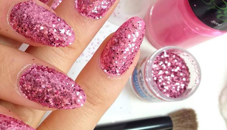 Hashtags populares no instagram diy unha decorada com glitter