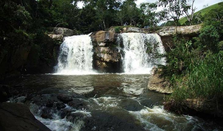 cachoeira em mata aberta em Cunha São Paulo