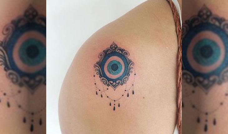 tatuagem mística com a imagem de um olho grego.
