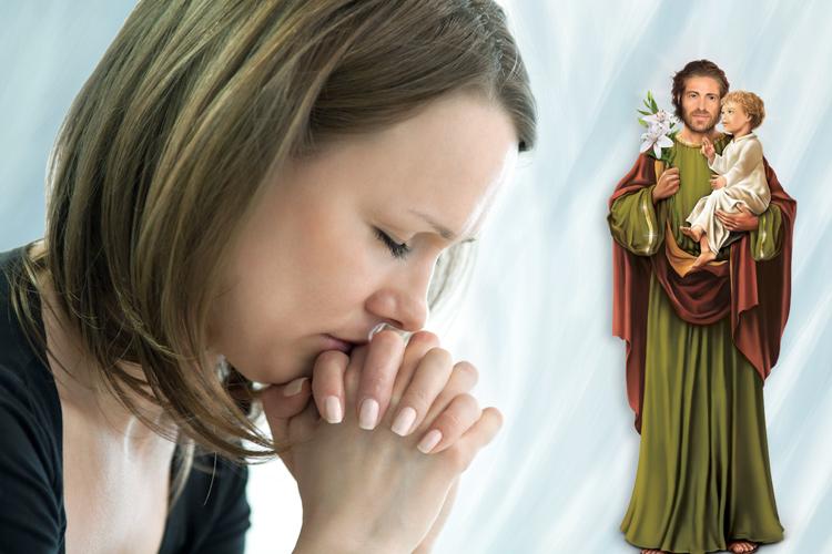 Mulher rezando e ilustração de São José