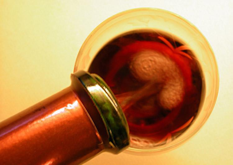 Os benefícios do vinho para a saúde envolvem questões como prevenção de inflamações e proteção ao coração.