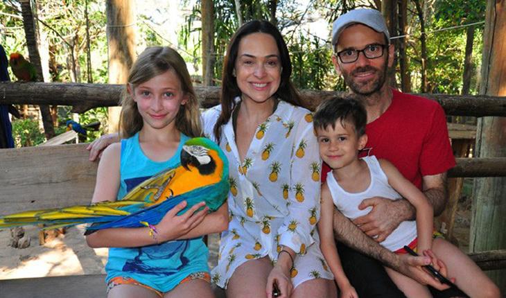 atriz Gabriela Duarte e sua família