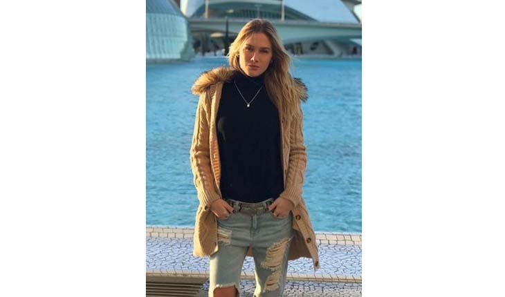 Estilo de Fiorella Mattheis tendências 2017 tule e veludo Instagram