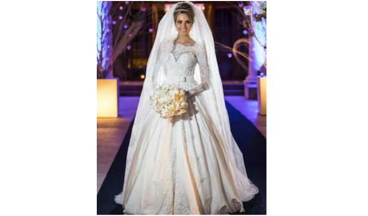 Vestido de noiva de inverno: 21 modelos para você se inspirar e copiar!