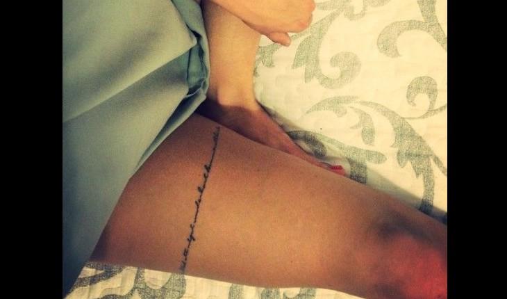 tatuagem na perna