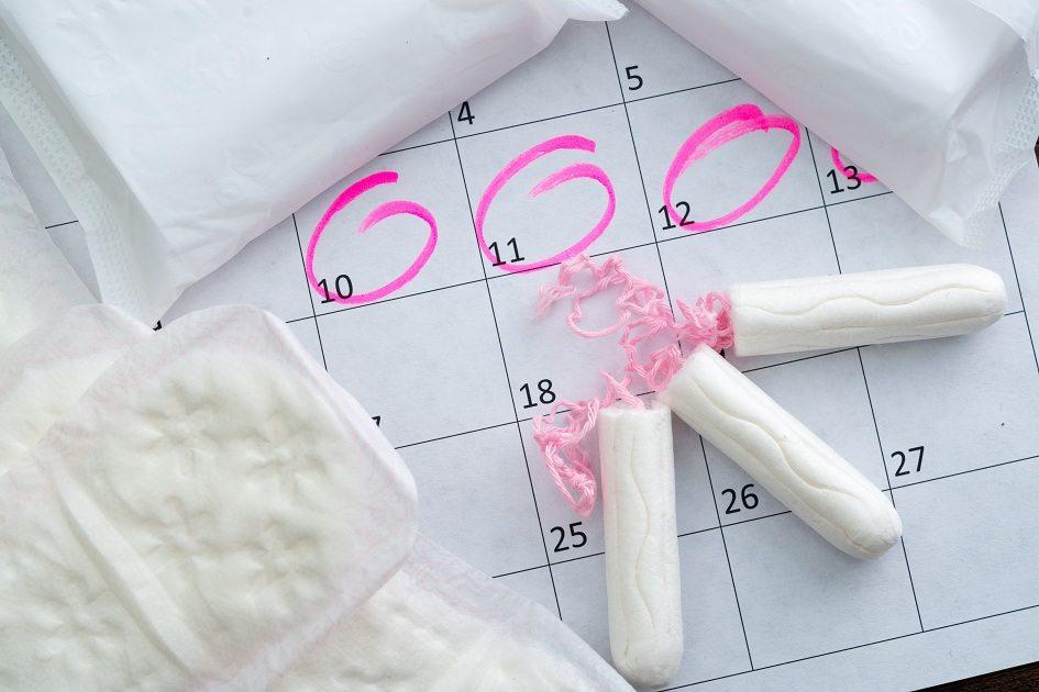 Assim que a primeira menstruação chega, é importante visitar um ginecologista.